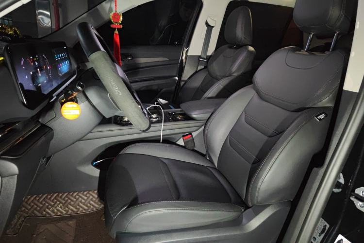 Used Ford Equator Sport 2022 EcoBoost 170 Platinum Edition Left Front Seat