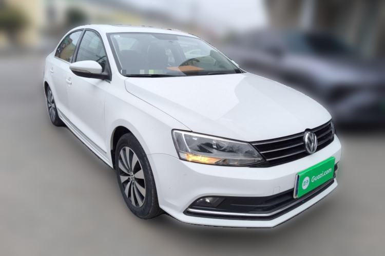 Used Volkswagen Sagitar 2017 230TSI Automatic Comfort Version