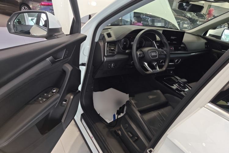 Used Audi Q5L 2023 40T Fashionable and Dynamic Edition