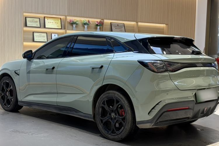 Used BYD Seal 06GT 2025 550 All-Wheel-Drive Heatwave Edition Exterior 6