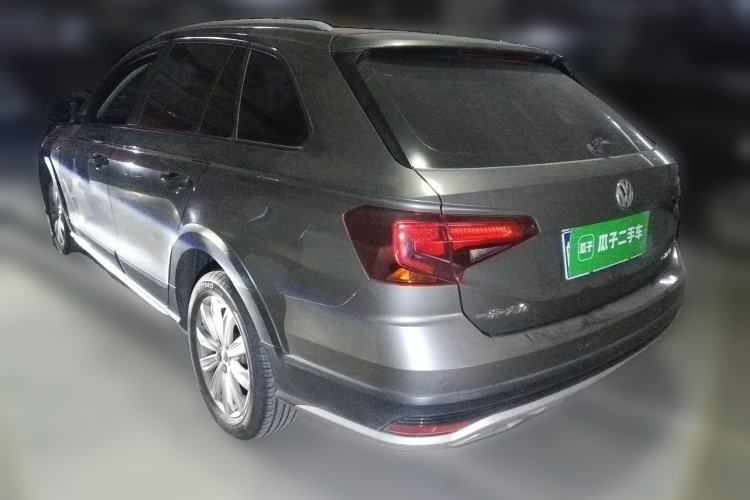 Used Volkswagen C-TREK 2018 1.5L Automatic Fashion Model Rear Left 45 Deg