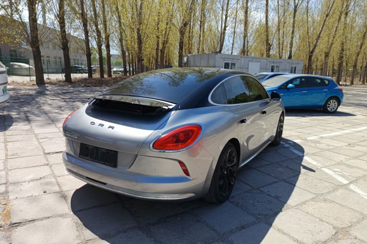 Used ORA Lightning Cat 2022 555 km Luxury Edition
