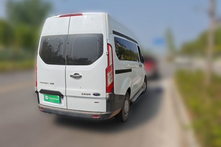 Used Ford Transit 2017 2.0T Diesel Multi-Function Commercial Vehicle Short Wheelbase Mid-Roof China V Standard