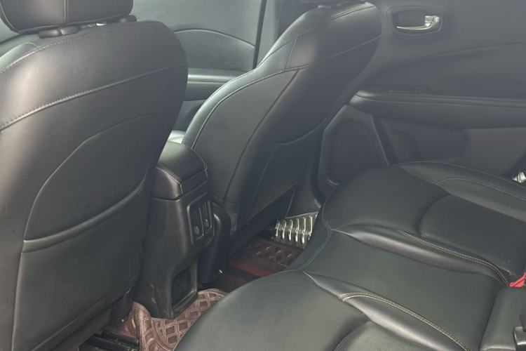 Used Jeep Compass 2017 200T Automatic Family Edition
