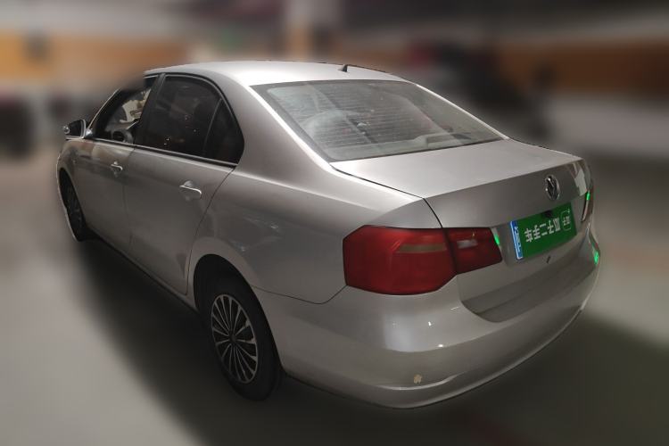 Used Volkswagen Jetta 2015 1.6L Manual Fashion Edition Rear Left 45 Deg