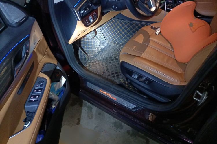 Used BMW 6 Series GT 2018 630i Luxury Design Package Driver Seat