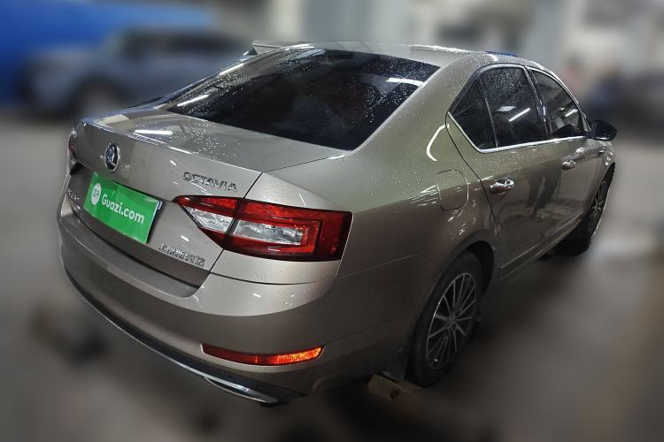 Used Skoda Octavia 2018 TSI230 DSG Luxury Edition