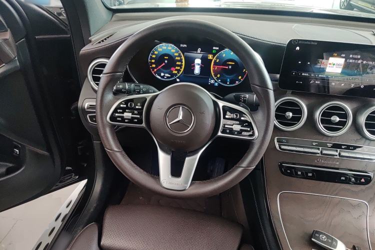 Used Mercedes-Benz GLC 2021 GLC 260 L 4MATIC Luxury Model Steering Wheel