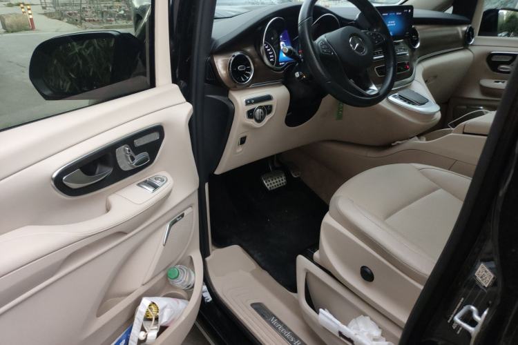 Used Mercedes-Benz V-Class 2021 V 260 L Long-wheelbase Luxury Edition