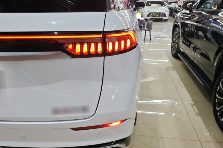 Used Chery Tiggo 9 2025 2.0T Dual-Clutch Two-Wheel Drive Comfort Edition 5 Seats
