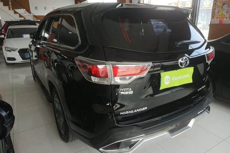 Used Toyota Highlander 2015 2.0T Four-Wheel Drive Luxury Edition 7-Seater Rear Left 45 Deg