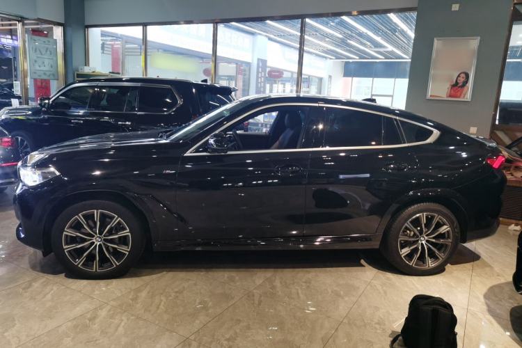 Used BMW X6 2021 xDrive40i M Sport Package