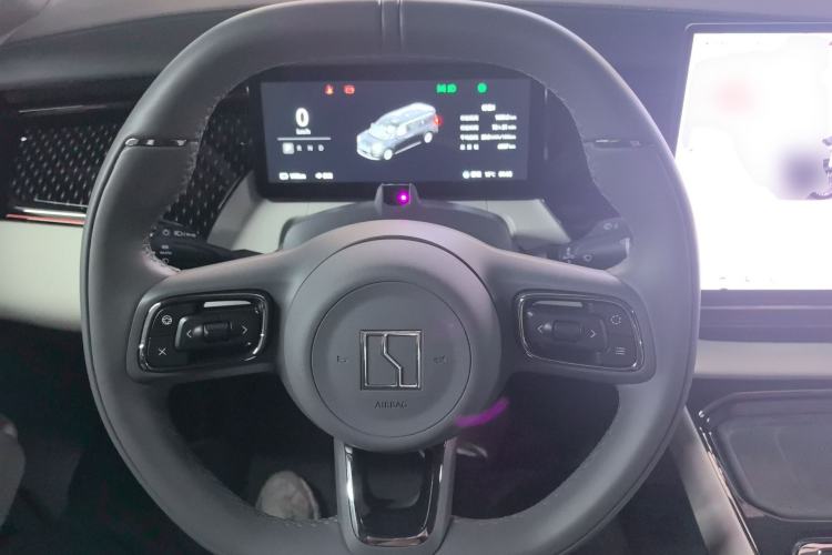 Used Zeekr 009 2024 7-Seater Walk-Through Version Four-Wheel Drive 108 kWh
