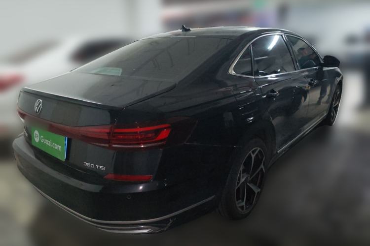 Used Volkswagen Passat 2025 Outstanding Model 380TSI Starry Dragon Edition Rear Right 45 Deg