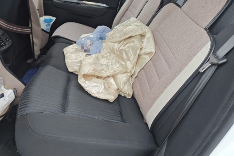 Used Peugeot 3008 2015 2.0L Automatic Classic Edition
