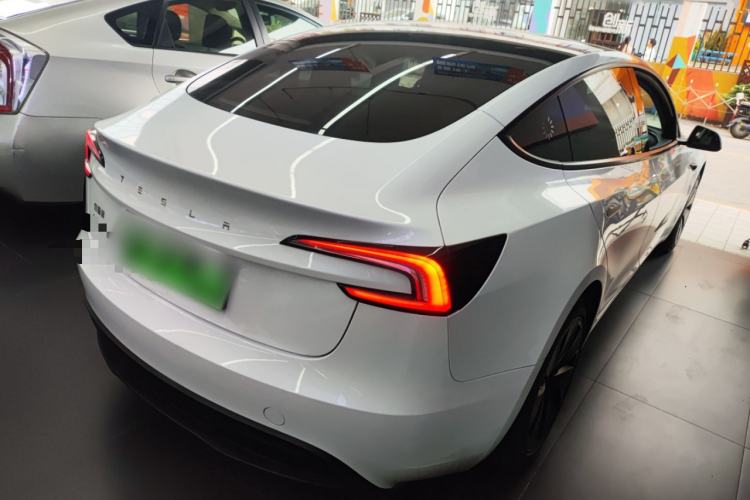 Used Tesla Model 3 2023 Rear-Wheel-Drive Version