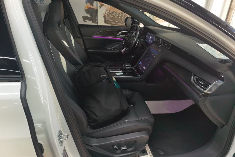 Used Hongqi H6 2023 2.0T ZhiShang Version