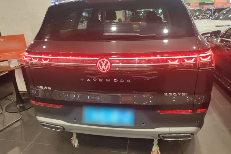 Used Volkswagen Tavendor 2023 330TSI Luxury Touring Edition Rear