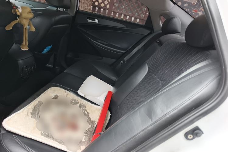 Used Hyundai Sonata 2011 2.0L Automatic Leading Edition Left Rear Seat