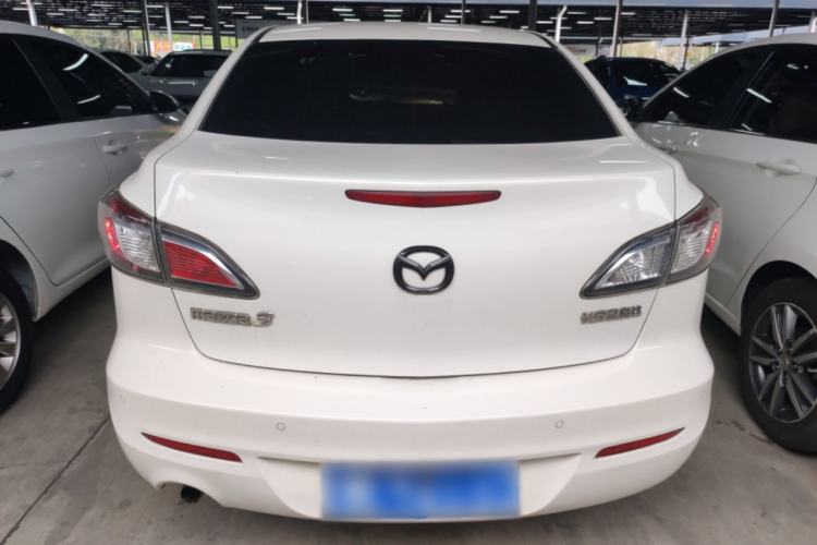 Used Mazda 3 2015 Sedan 1.6L Automatic Elite Model