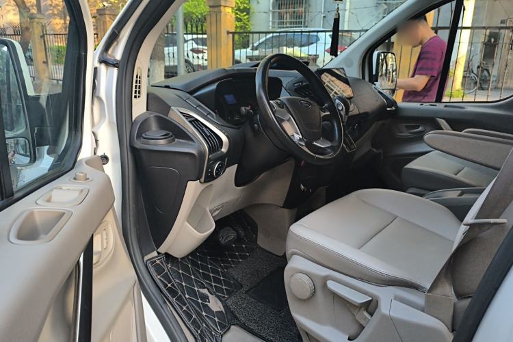 Used Ford Tourneo Custom 2017 2.0T Automatic Elite Edition
