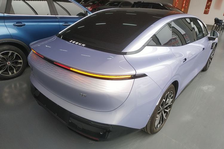 Used Zeekr 007 2025 Rear-Drive Intelligent Driving Version 75 kWh
