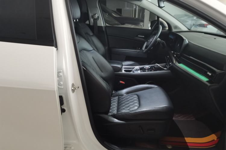 Used Kia Sportage (Chinese Domestic Model) 2023 2.0T Two-Wheel Drive Flagship Edition
