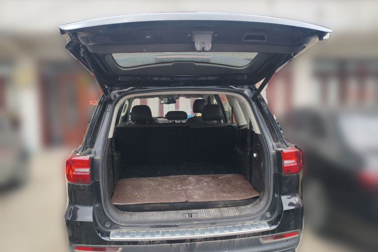 Used Roewe RX8 2019 30T Smart Connectivity Two-Wheel Drive Supreme Flagship Edition