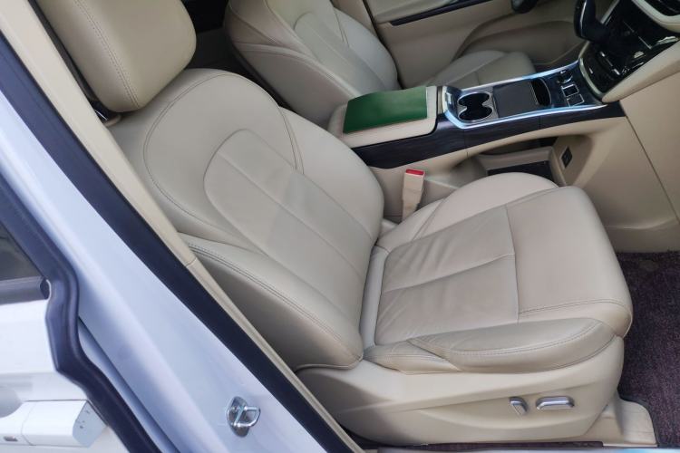 Used Buick GL8 2023 ES Lu Zun Deluxe Model
