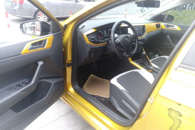 Used Volkswagen Polo 2019 Plus 1.5L Automatic Beats Trendy Cool Edition
