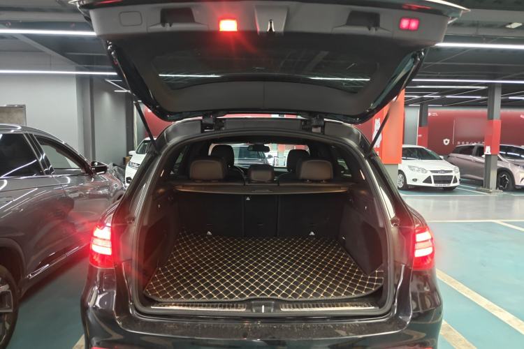 Used Mercedes-Benz GLC 2019 GLC 260 L 4MATIC Luxury Model