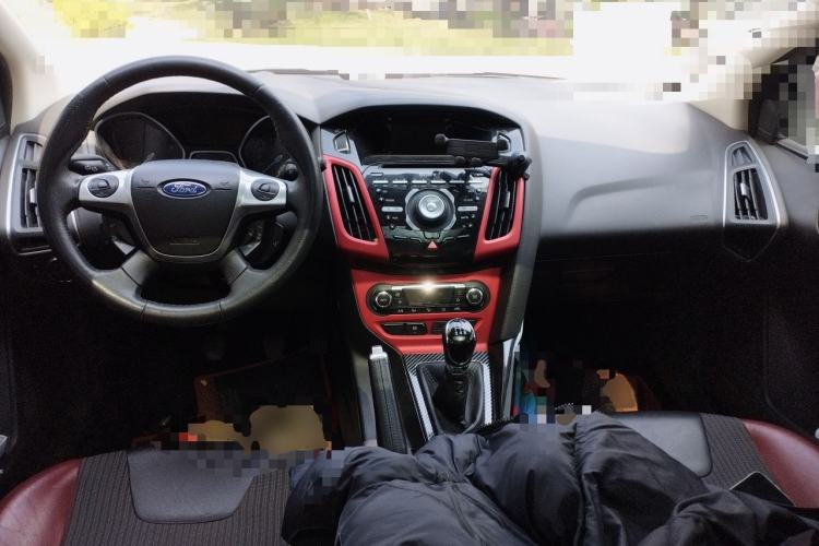 Used Ford Focus 2012 Hatchback 2.0L Manual Luxury Sport Model
