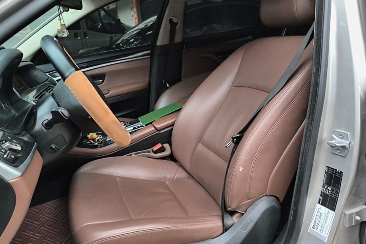 Used BMW 5 Series 2017 520Li Elegant Edition
