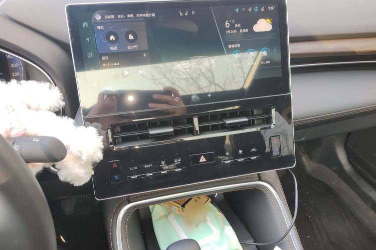 Used Toyota Avalon 2024 Dual-Motor 2.0L Luxury Edition