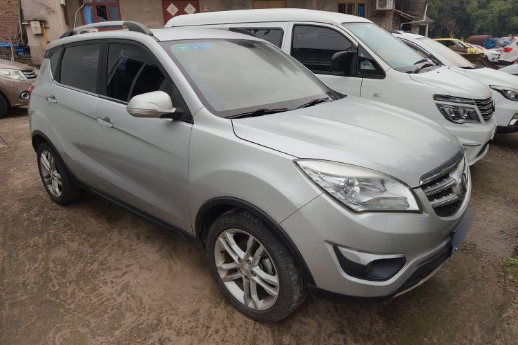 Used Changan CS35 2015 1.6L Automatic Luxury Model China IV Standard
