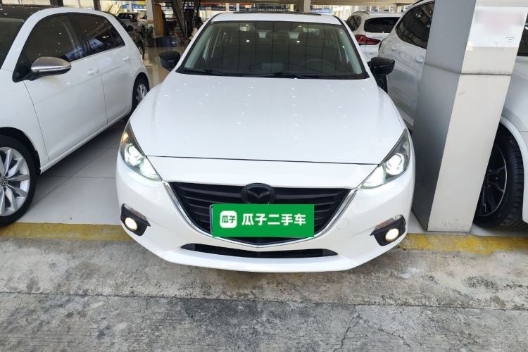 Used Mazda 3 Axela 2016 Sedan 2.0L Automatic Sport Model
