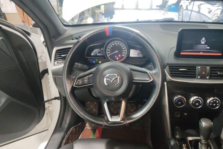 Used Mazda CX-4 2018 2.0L Automatic Two-Wheel Drive Blue Sky Dynamic Version China V Standard