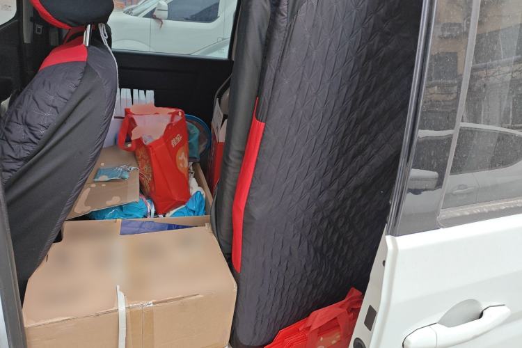 Used Jinbei Gold Hiace M Classic 2022 1.5L Travel Lion Passenger Van 6 Seats Left Rear Seat