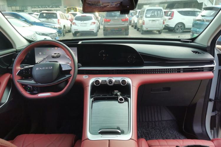 Used EXEED Stellar 2023 400T Two-Wheel Drive Comfort Flyfish Edition