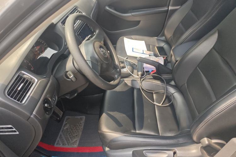 Used Volkswagen Sagitar 2012 1.6L Automatic Fashion Edition