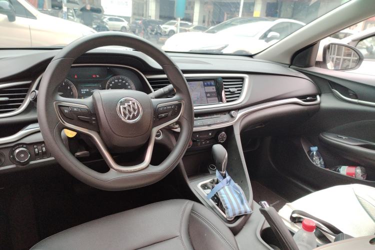 Used Buick GT 2021 Revised Version Flagship 1.5L Automatic Elite Edition Center Console