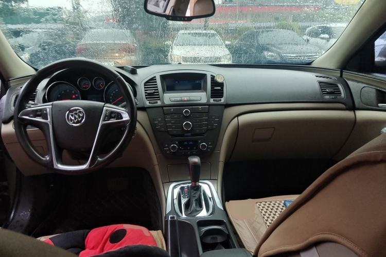 Used Buick Regal 2010 2.0L Expo Edition Center Console