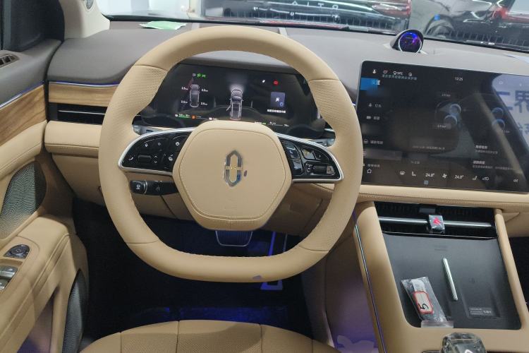 Used Hima AITO M7 2024 1.5T Intelligent Driving Rear-Drive Pro Version 5 Seats
