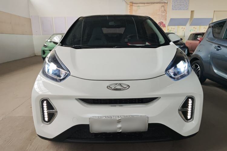 Used Chery QQ Little Ant 2022 Restyled Version Sweet Pink Edition Half-Sugar Version 30.6 kWh 30 kW 301 km