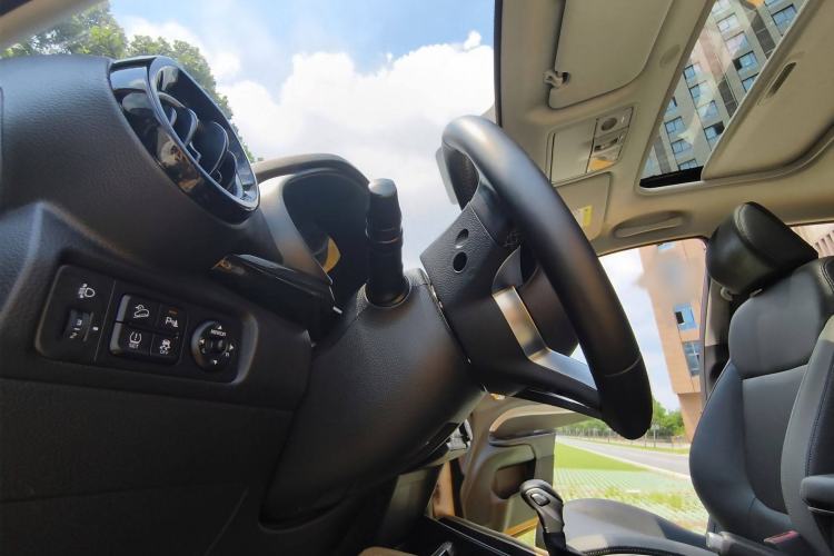 Used Kia kx1 Stonic 2021 1.4L CVT Sunroof Model