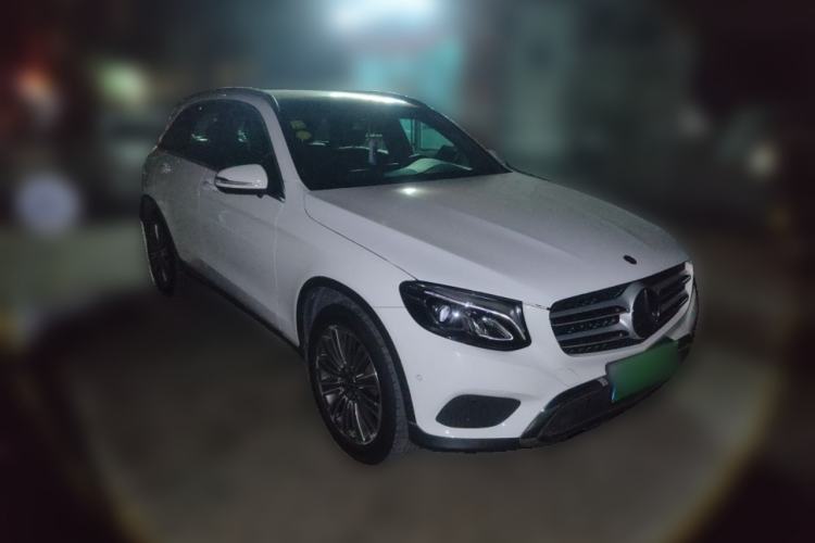 Used Mercedes-Benz GLC 2017 GLC 200 4MATIC Front Right 45 Deg