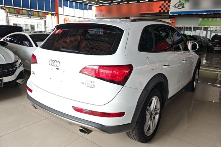 Used Audi Q5 2017 Plus 40 TFSI Technology Model
