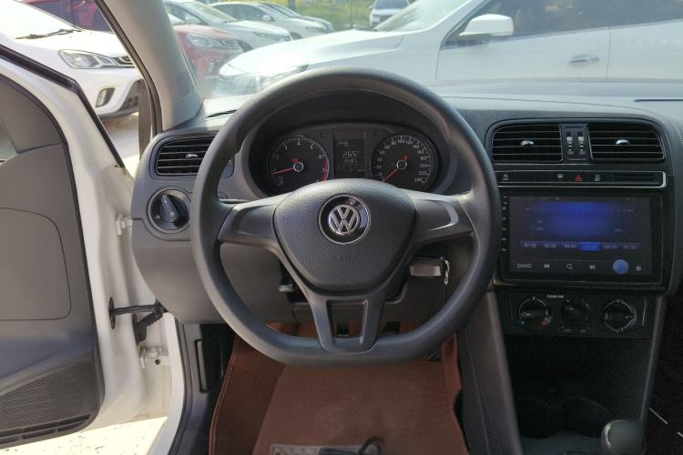 Used Volkswagen Polo 2018 1.5L Manual Drive-Comfort Model
