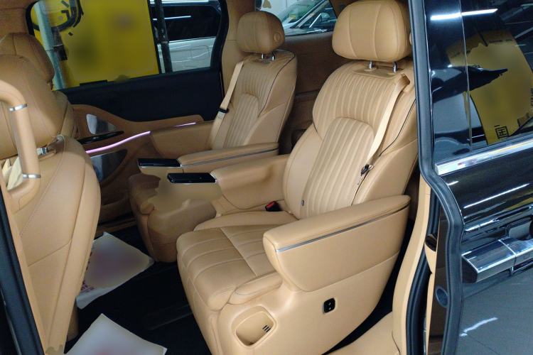 Used VOYAH Dream 2025 PHEV Four-Wheel-Drive Flagship Kunpeng Edition
