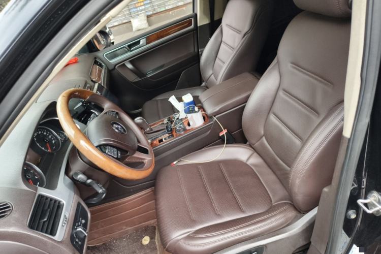 Used Volkswagen Touareg 2011 3.0 TSI Comfort Version Left Front Seat